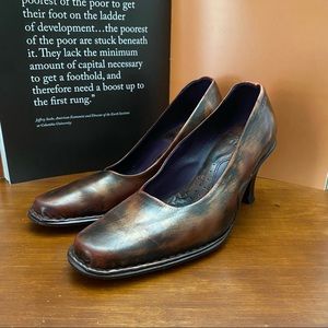 Bolo Heels